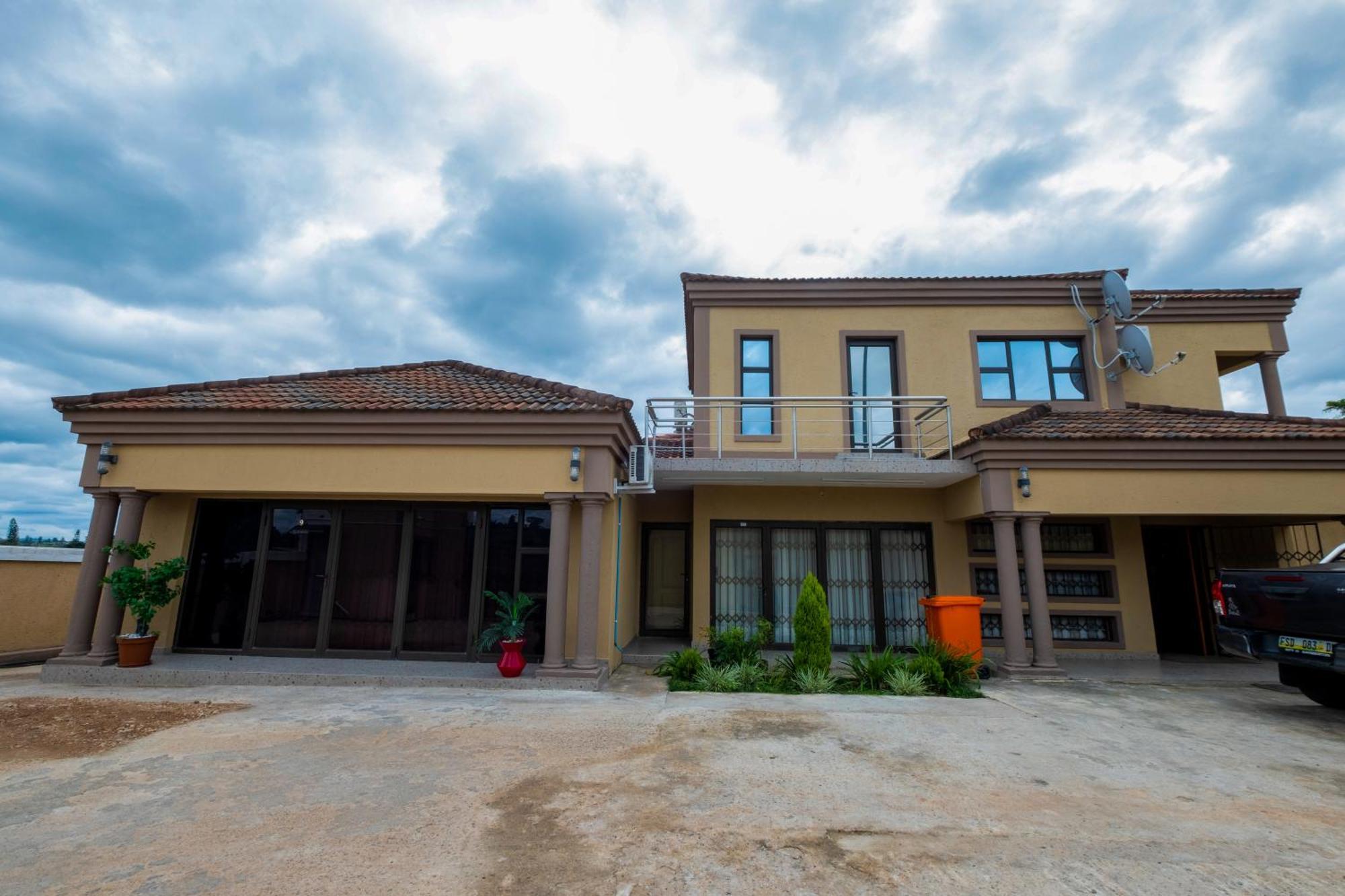 מאנזיני Woodmead Guest House מראה חיצוני תמונה